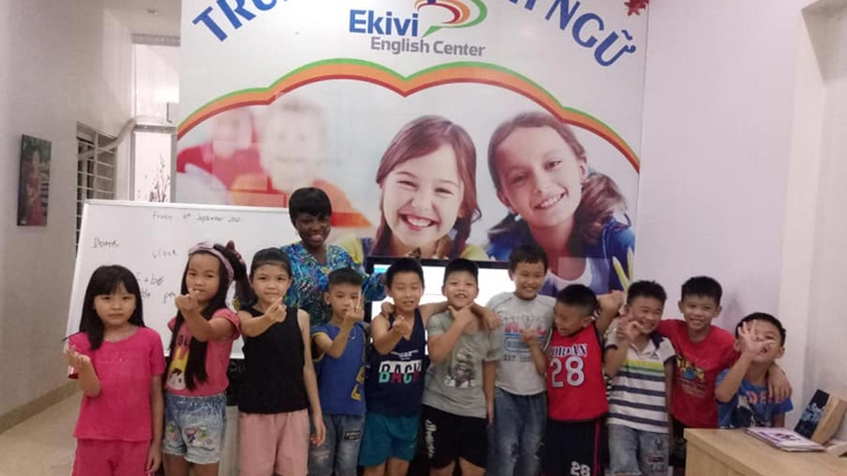 Ekivi English Center