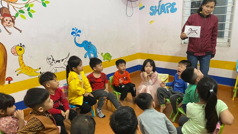 Ekivi English Center