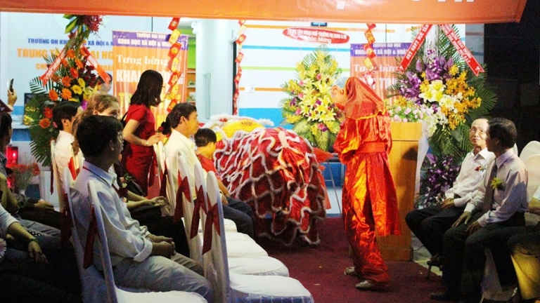 Trung tâm Ngoại ngữ S.A.T