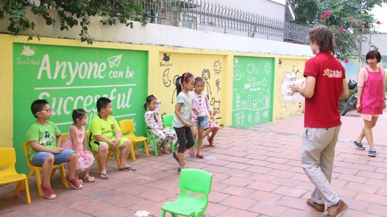 Trung Tâm tiếng Anh Bee School