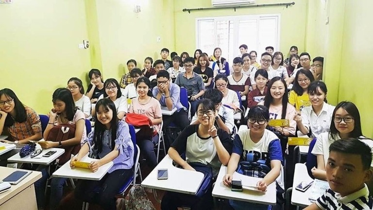 Trung tâm tiếng Anh UniLanguage