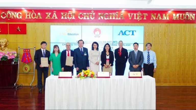 Tập Đoàn Giáo Dục EMG