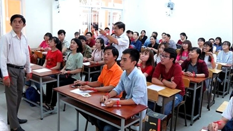 Trung tâm GDTX tiếng Hoa