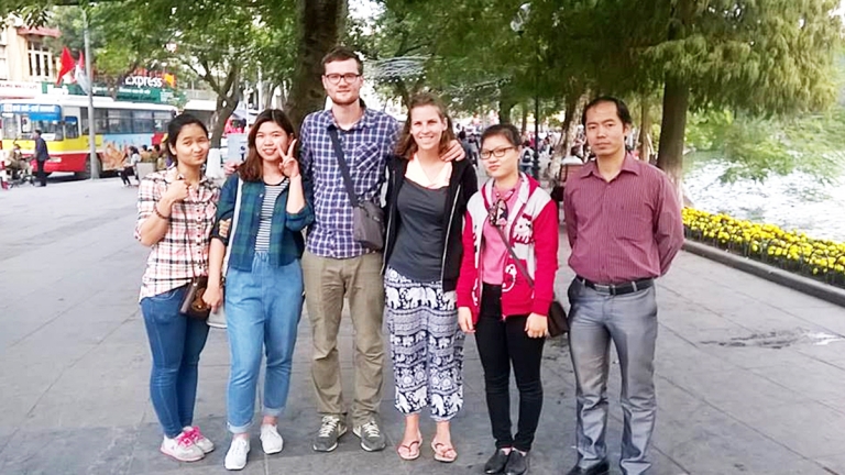 Trung Tâm Practical English