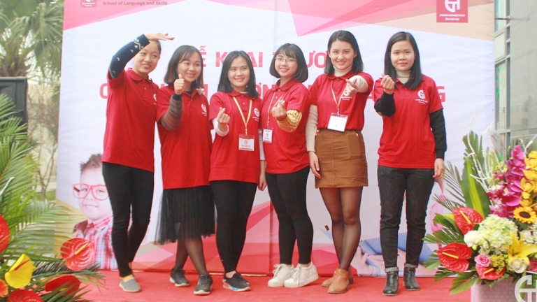 Trung Tâm Ngoại Ngữ Hanoi Connection