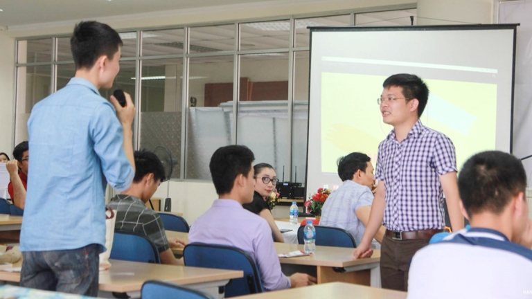 Trung Tâm Ngoại Ngữ Hanoi Connection