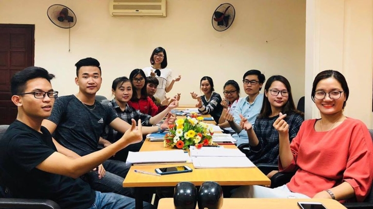 Trung tâm tiếng Anh IYOLO