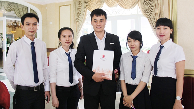 Trường Trung cấp Việt Giao