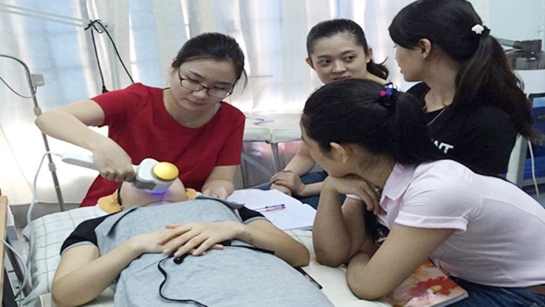 Trường dạy nghề Thẩm mỹ Xinh Xinh