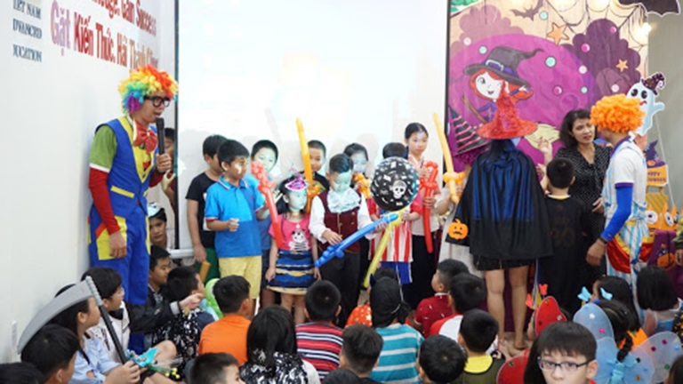 Trung tâm Ngoại ngữ VAE Nha Trang