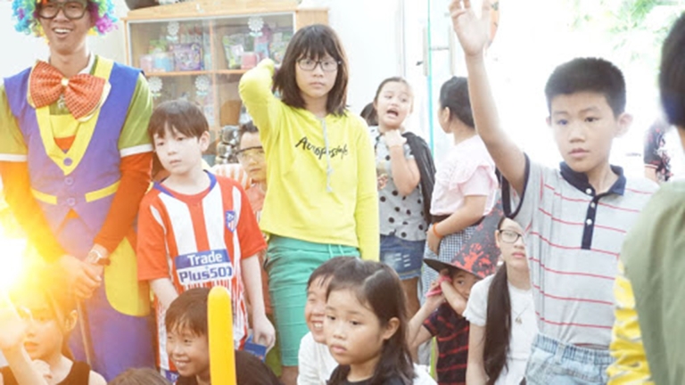 Trung tâm Ngoại ngữ VAE Nha Trang