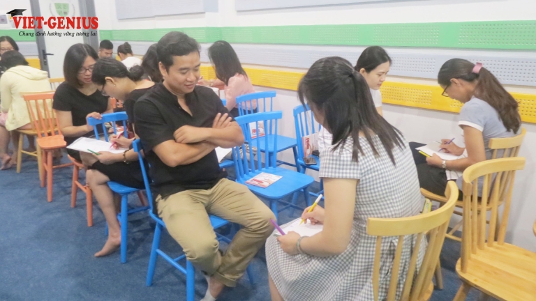 Trung tâm Viet-Genius – Thiên tài Việt