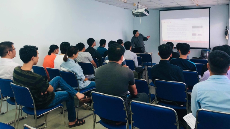 Trung tâm Đào tạo Công nghệ Thông tin Nhất Nghệ