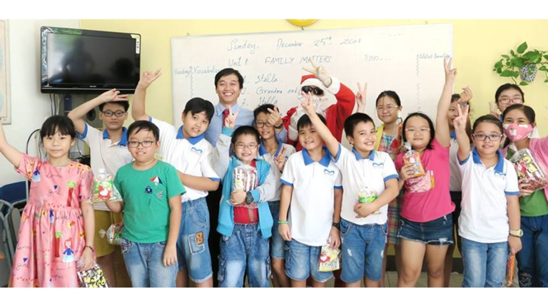 Trung Tâm Ngoại Ngữ Việt Mỹ