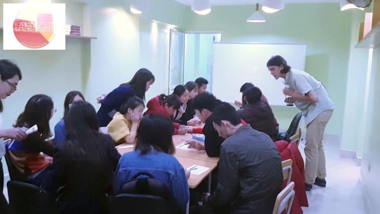 Trung tâm tiếng Anh Landlight