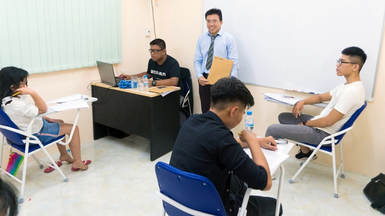 GEV - Làng Anh Ngữ Toàn Cầu