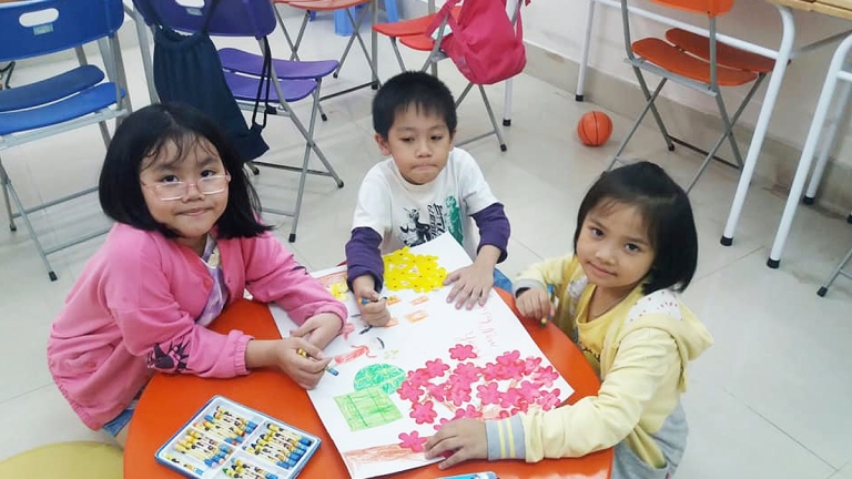 Trung Tâm Ngoại Ngữ Quốc Tế Rainbow