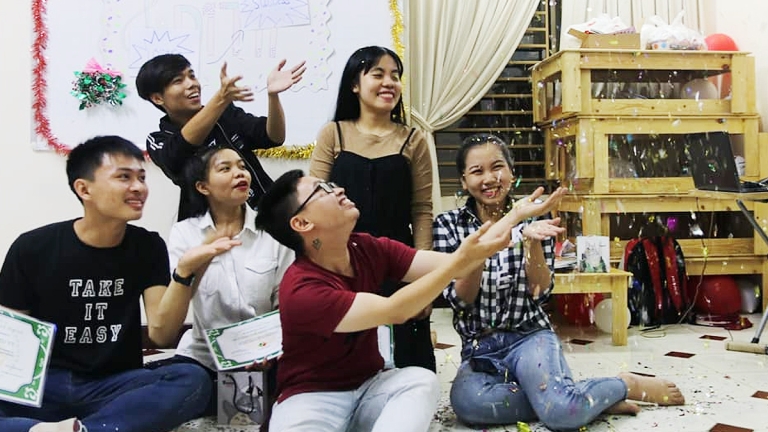 Trung Tâm The Max English