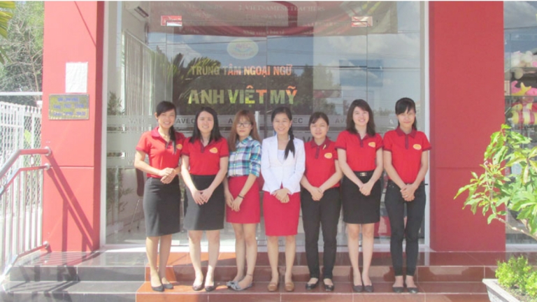 Trung Tâm Ngoại Ngữ Anh Việt Mỹ (AVEC)
