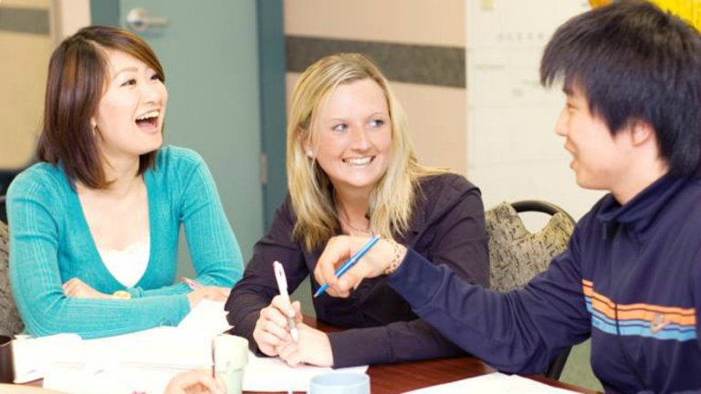 Trung Tâm Anh Văn Giao Tiếp Thầy Thảo