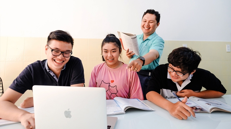 Trung tâm Anh ngữ IELTS Vietop