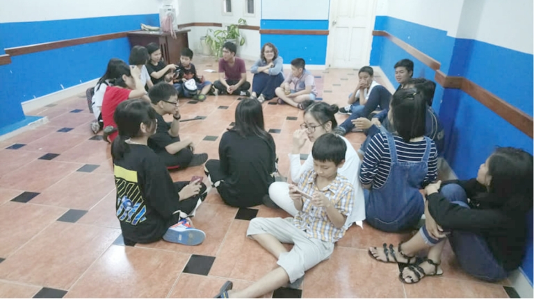 Trung Tâm Ngoại Ngữ Gió Đông