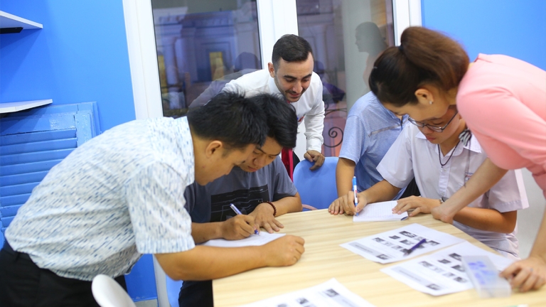 Trung tâm tiếng Anh Maxtalk