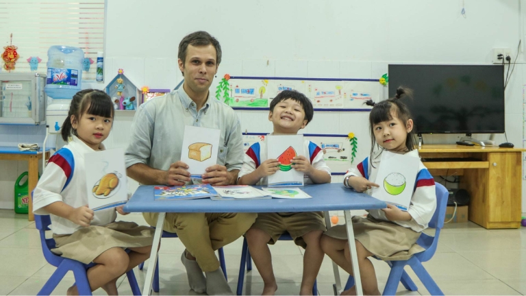 Ngoại ngữ Liên Mỹ UAschools