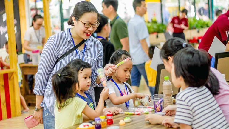 Trung tâm Anh ngữ Headstart Vietnam
