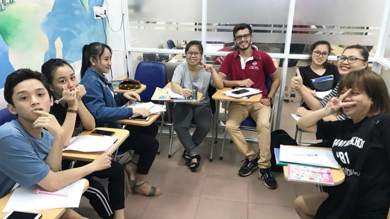 Trung tâm Đa ngôn ngữ You Can