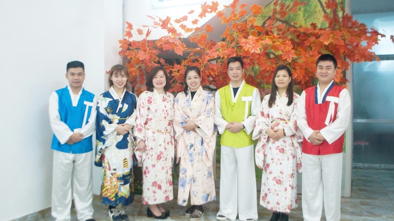 Trung Tâm Ngoại Ngữ Hà Nội