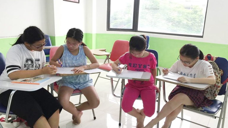 Trung Tâm BenBen Foreign Language