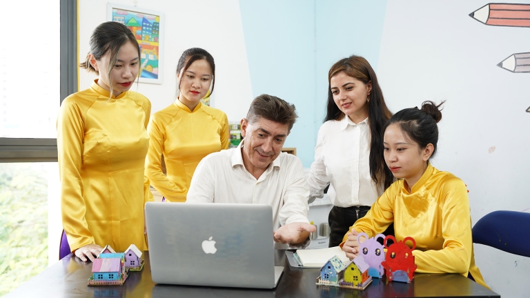 Hệ thống Anh ngữ Regal Edu