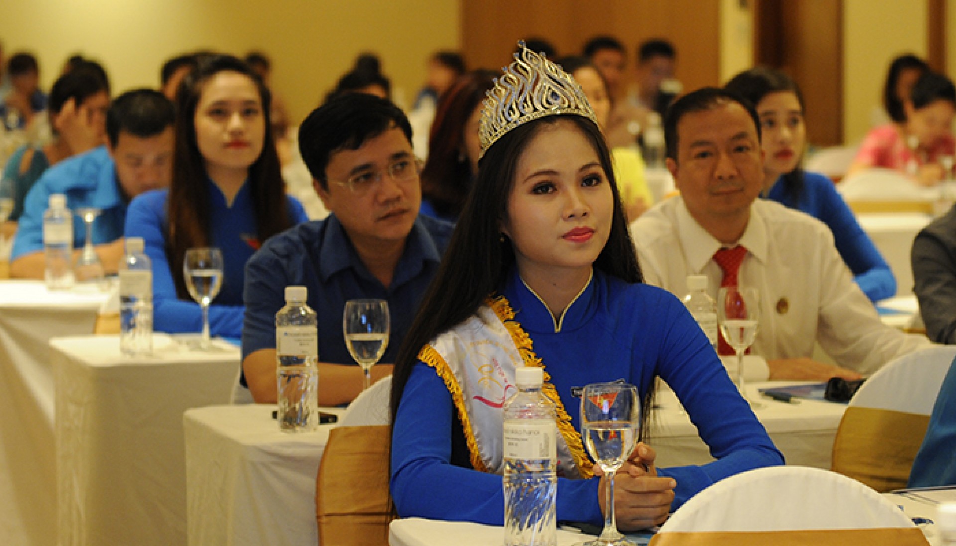 Khởi Động Cuộc Thi “Nữ Sinh Viên Việt Nam Duyên Dáng Năm 2015”