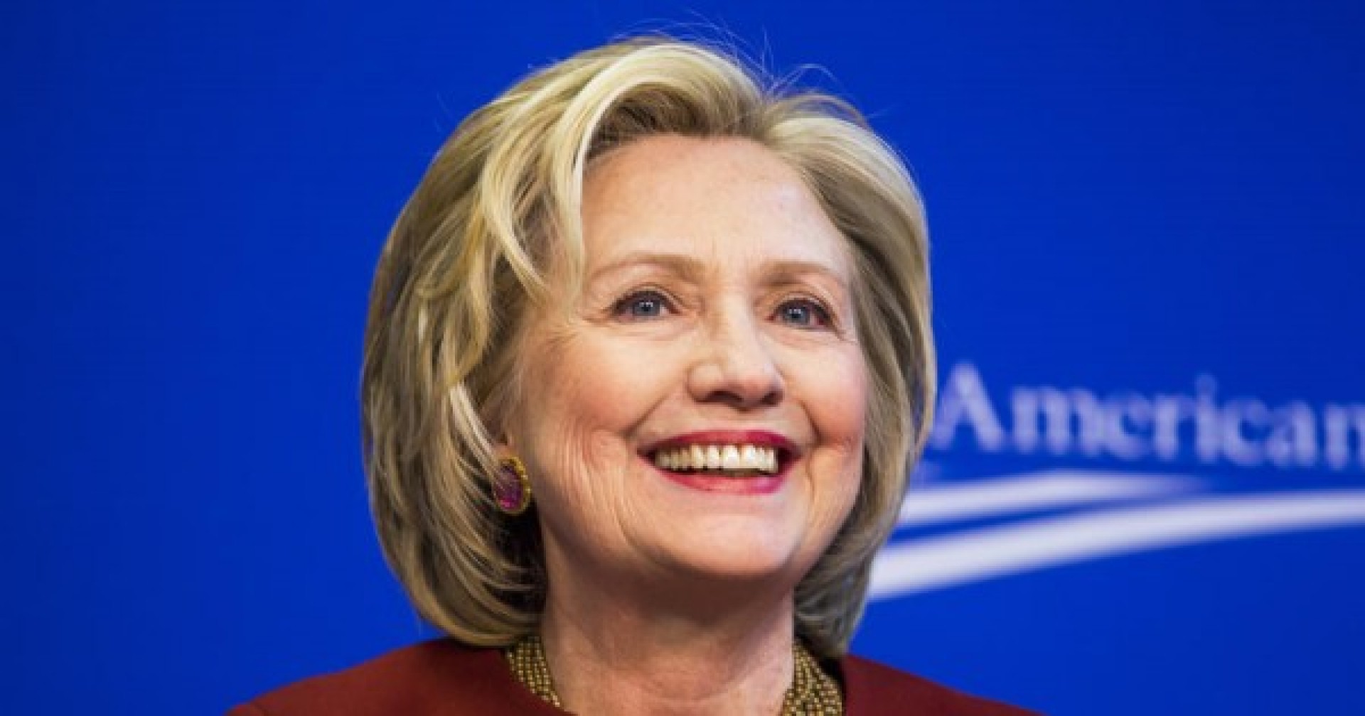 Bà Hillary Clinton mất uy tín vì “tiền hậu bất nhất” với TPP