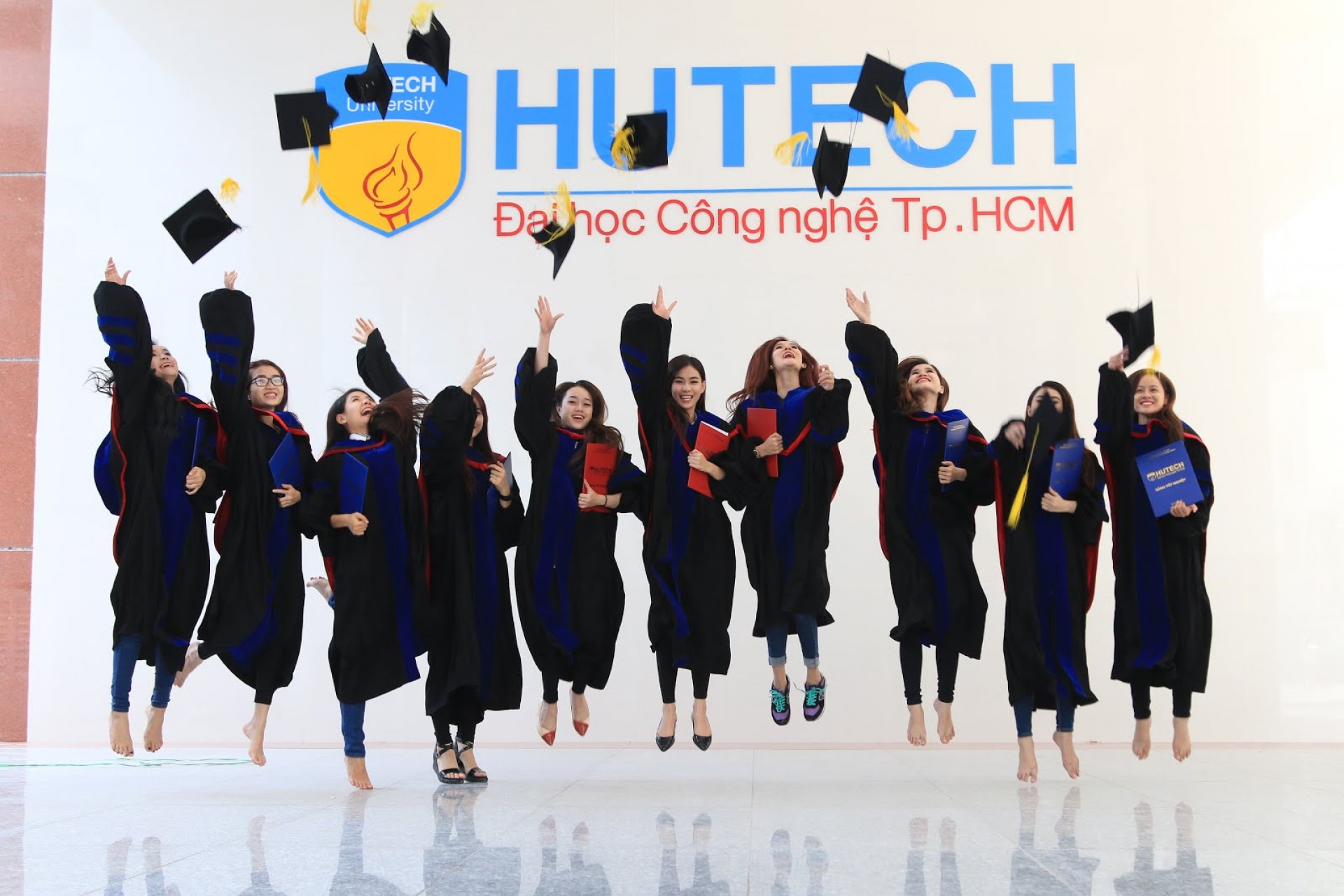 Sinh viên đánh giá gì về Đại học Công nghệ TP HCM – HUTECH?