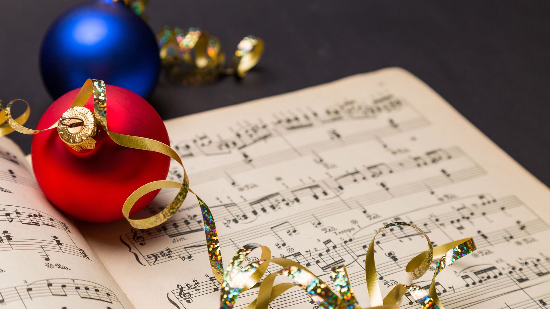 Top 8 ca khúc Giáng sinh bằng tiếng Anh kinh điển không thể không nghe
