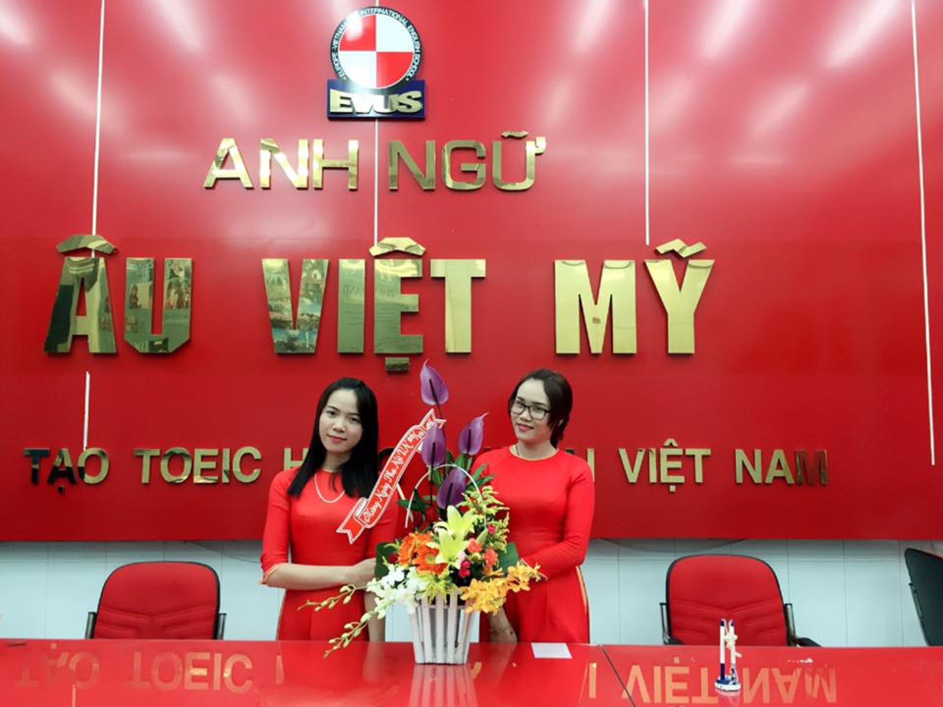 Đội ngũ giảng viên ở Trung tâm Anh ngữ Âu Việt Mỹ có gì đặc biệt?