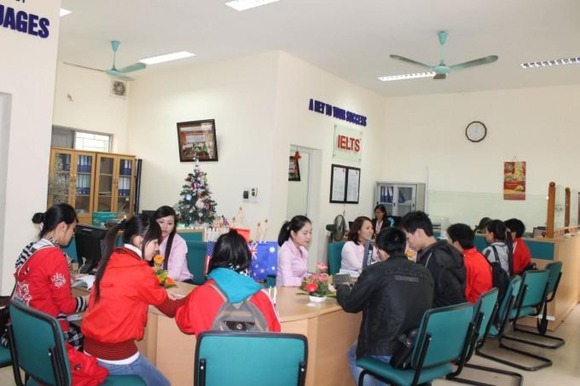 Cảm nhận của học viên về trung tâm ngoại ngữ CFL – Đại học Bách khoa Hà Nội