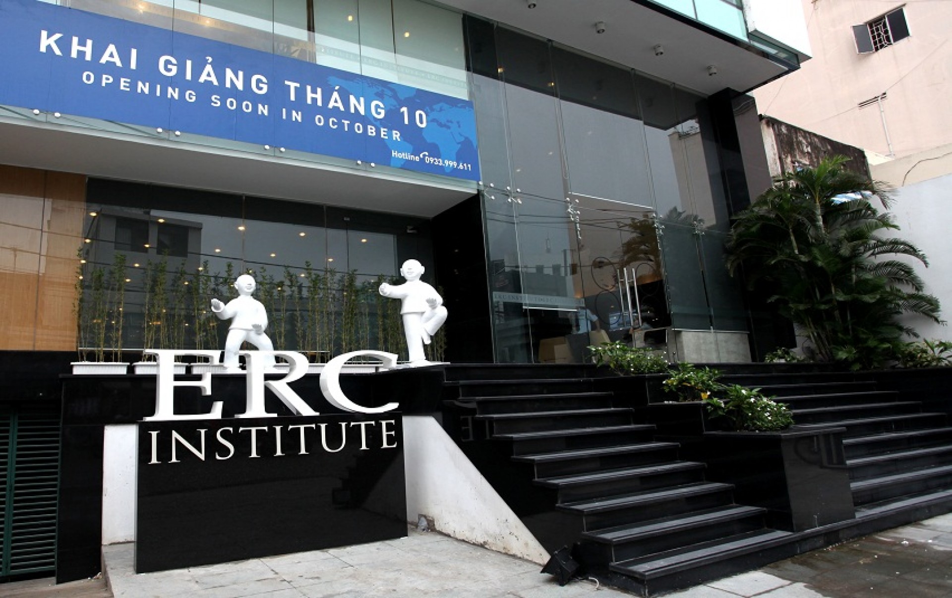 Cơ sở vật chất của ERC International