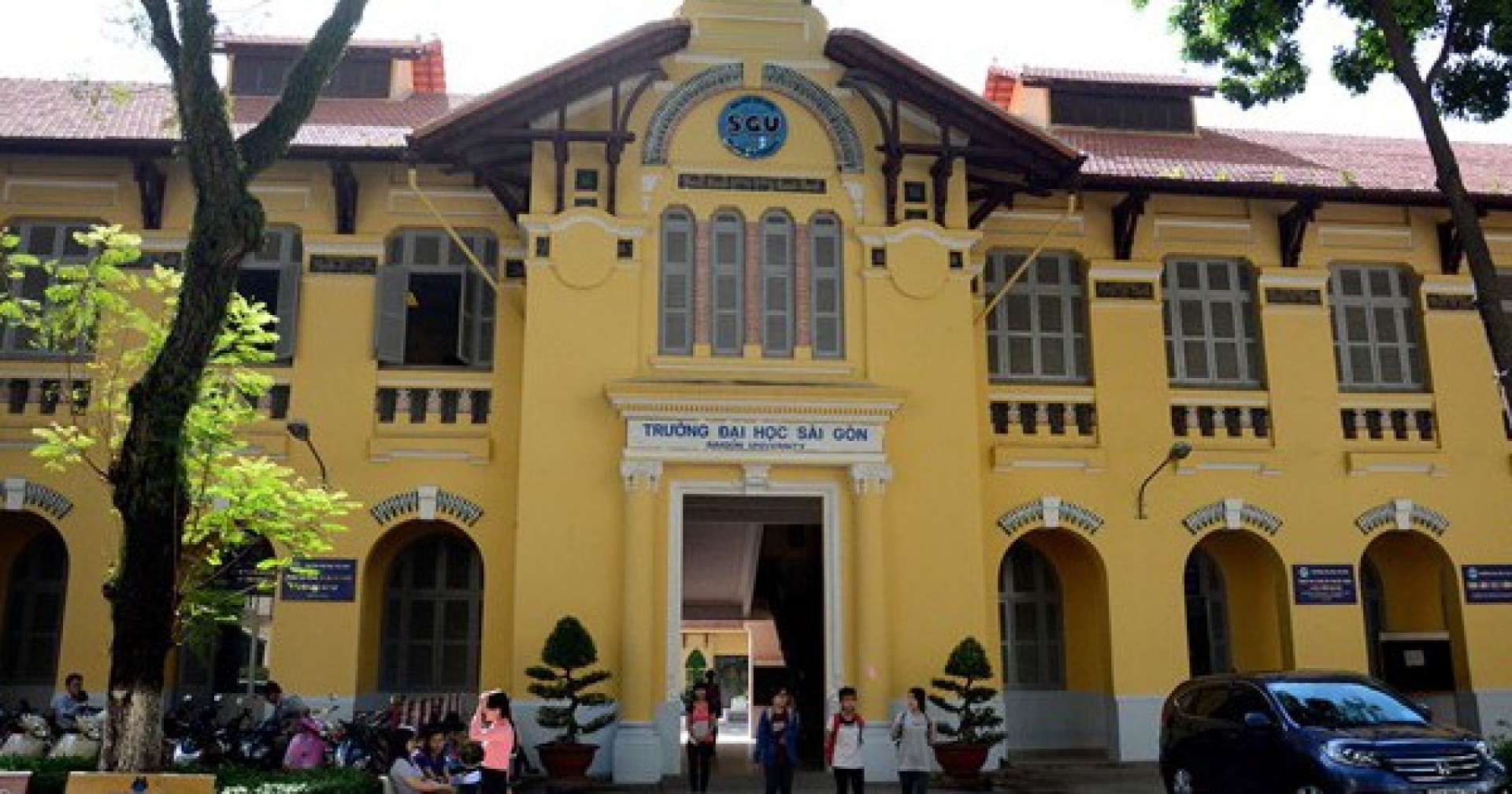 Những điều bạn sẽ nhận được khi học ở ngôi trường cổ nhất Sài Gòn
