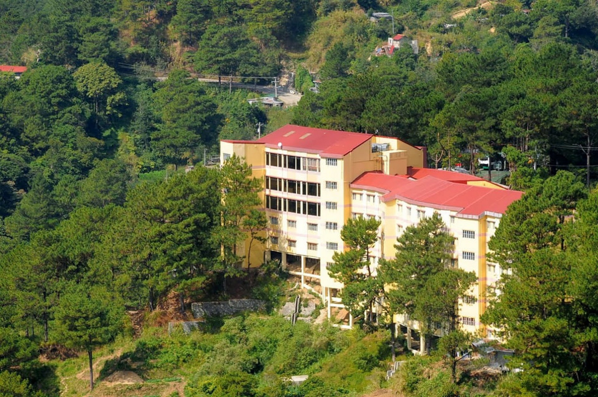 Tìm hiểu cơ sở vật chất tại trường HELP Long Long, Baguio