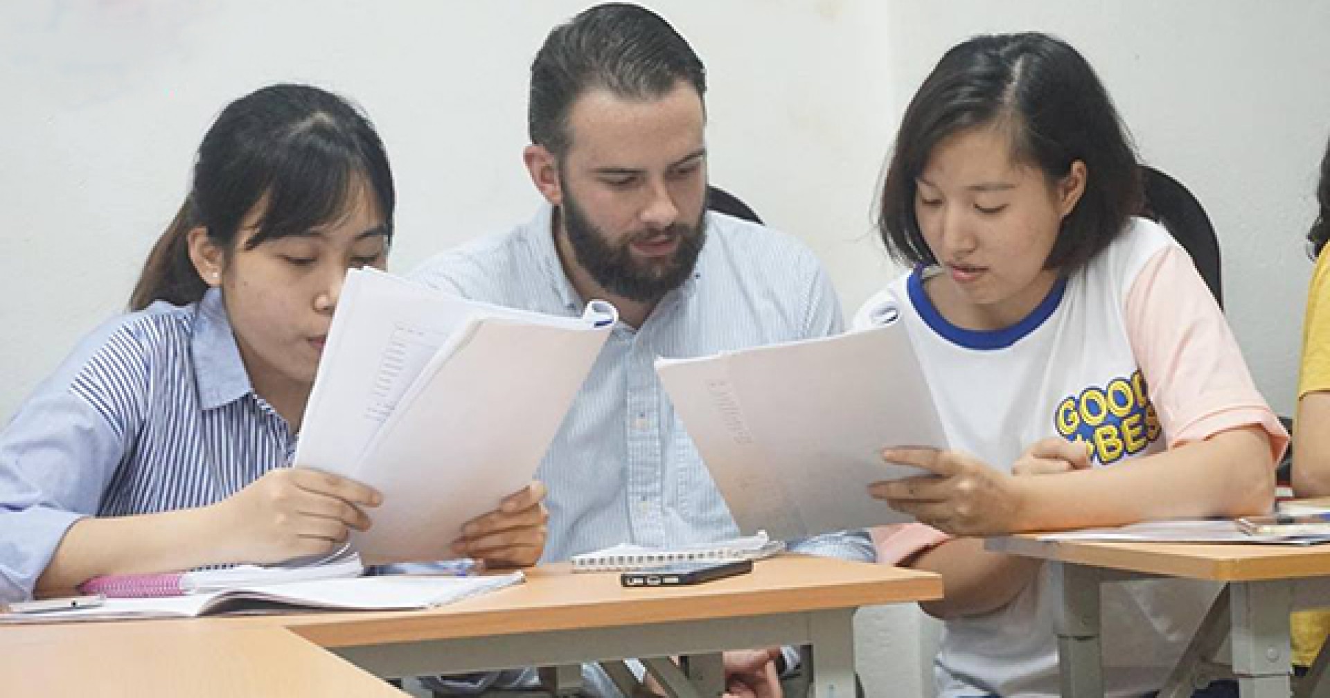 Học viện ngôn ngữ quốc tế Empire qua đánh giá của học viên