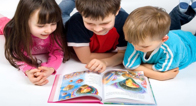 Khuyến khích thói quen đọc sách cho trẻ em (Nguồn: Major Education)