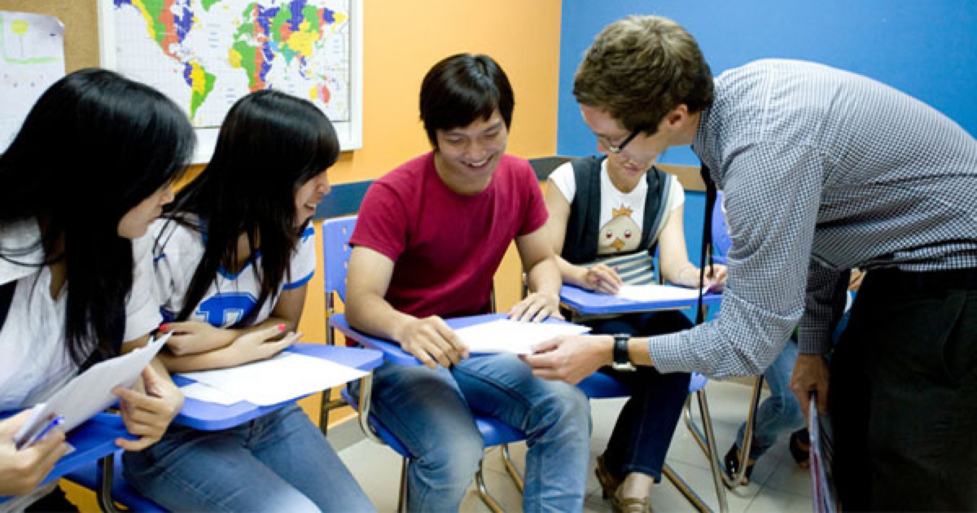 Khám phá khóa học tiếng Anh cho người đi làm ILA Việt Nam