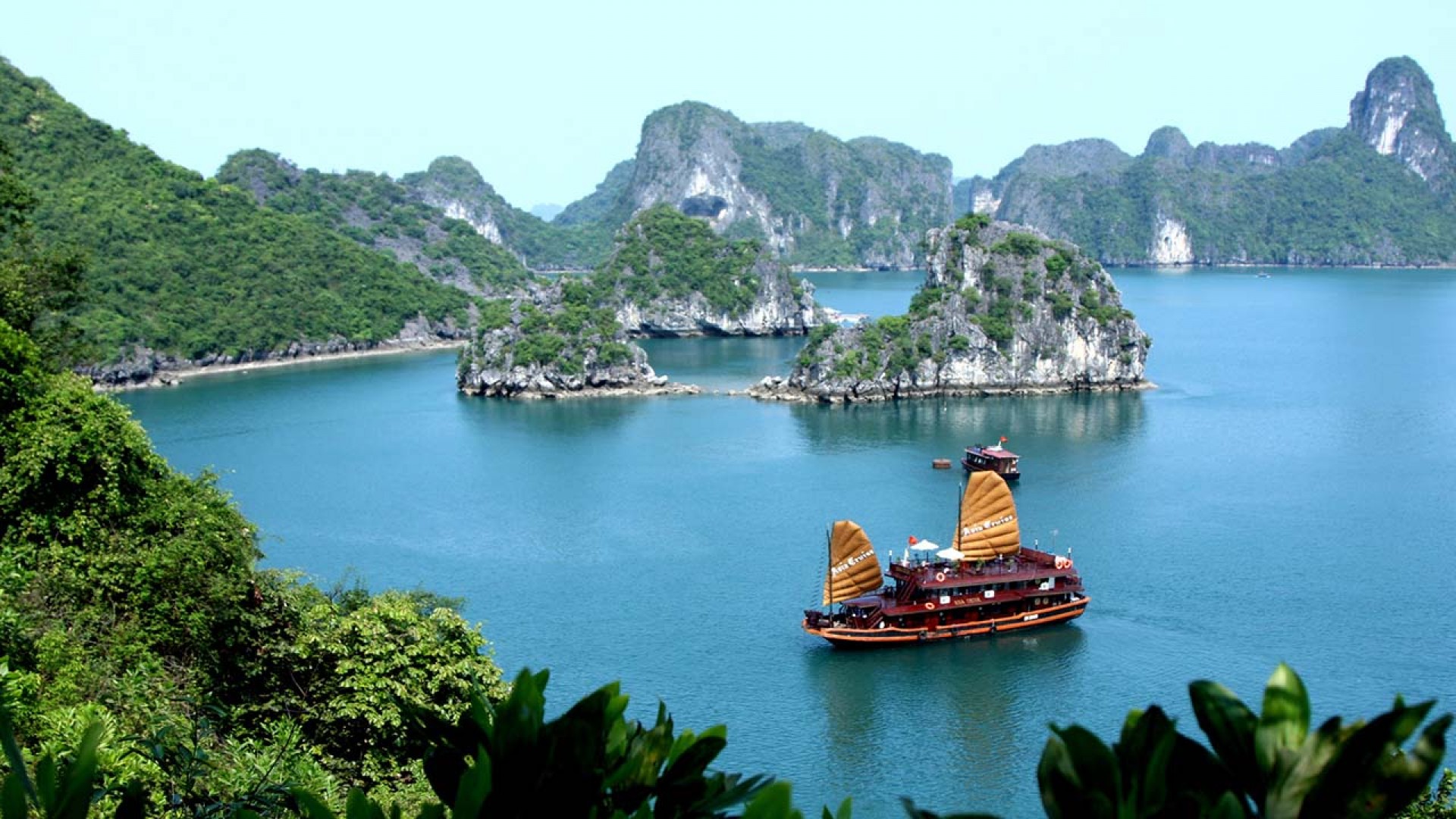 Giới thiệu về du lịch Việt Nam bằng tiếng Anh: đưa xứ sở “Rồng Tiên” đến với năm Châu (P1)