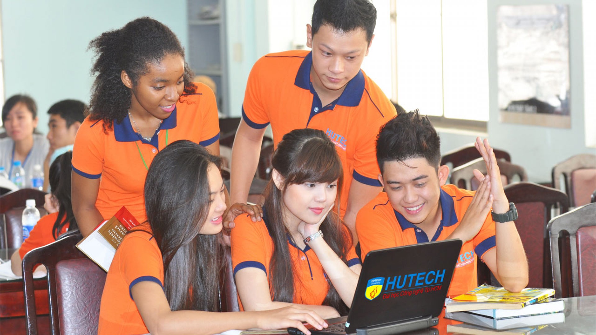 Trường ĐH Công nghệ TP. HCM – HUTECH thông báo xét tuyển bổ sung lần 1 năm 2018