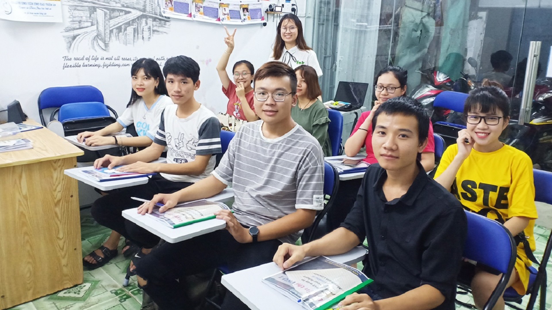 Hơn 95% học viên thành công khi luyện thi VNU-EPT & TOEIC 4 kỹ năng tại Anh ngữ Thiên Ân