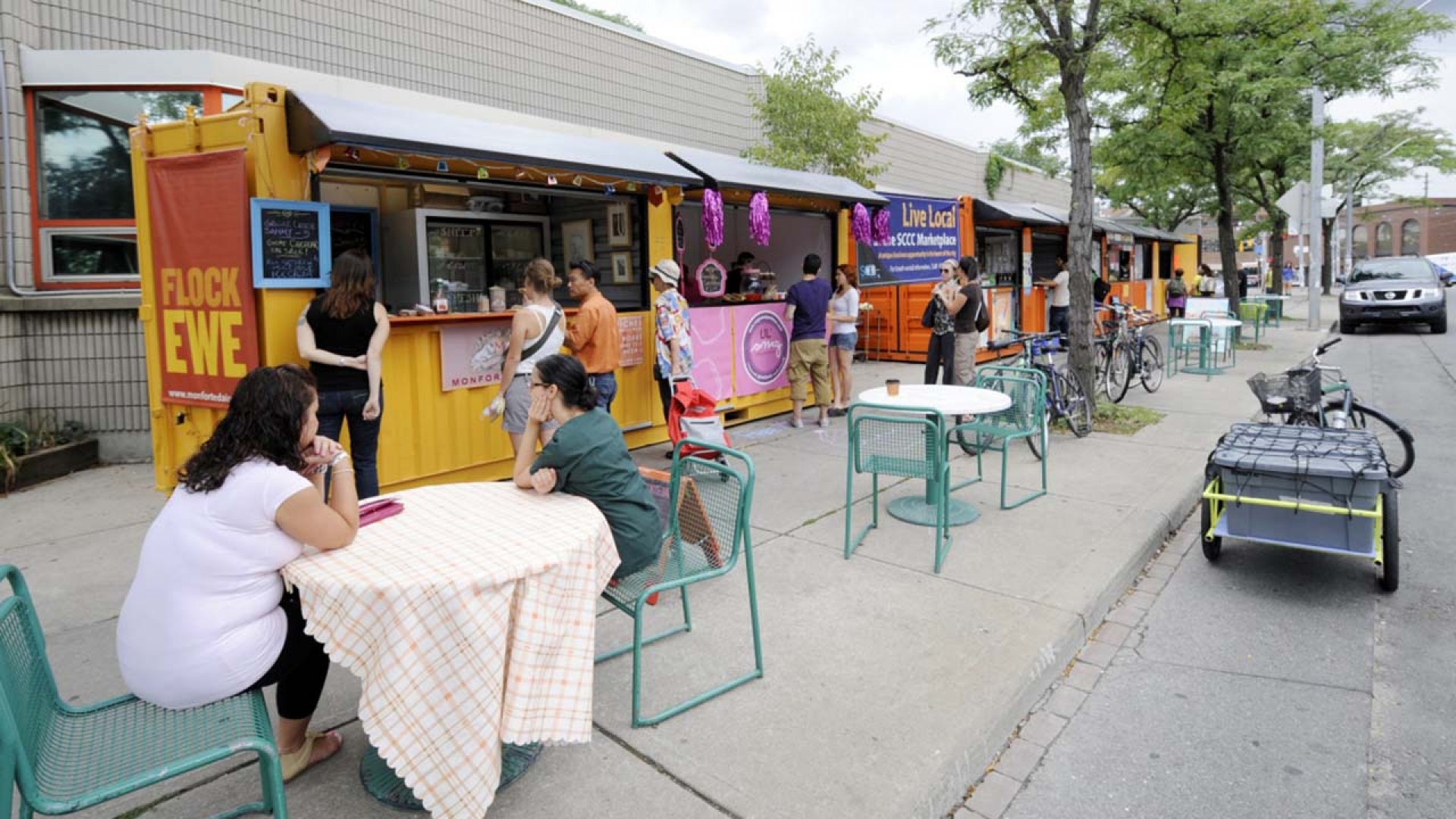 Cuộc sống ở Canada: Những địa điểm thưởng thức ẩm thực đường phố bạn không thể bỏ qua