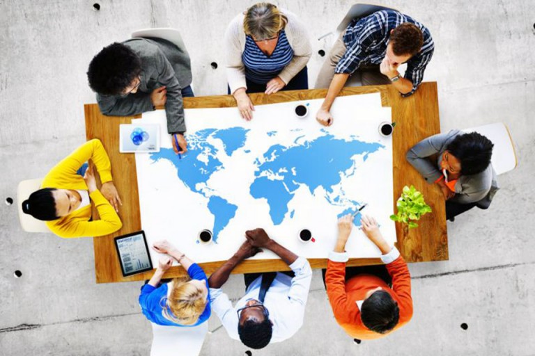 Tiếng Anh kinh doanh quốc tế sẽ giúp doanh nghiệp làm quen với môi trường giao tiếp đa văn hóa (Nguồn: openpr)